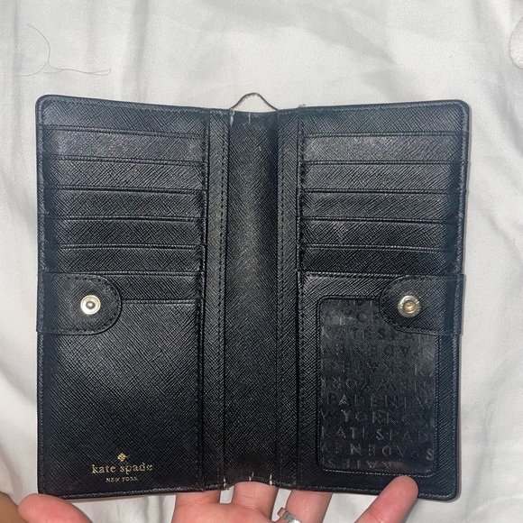 Kate Spade Wallet - Picture 5 of 5